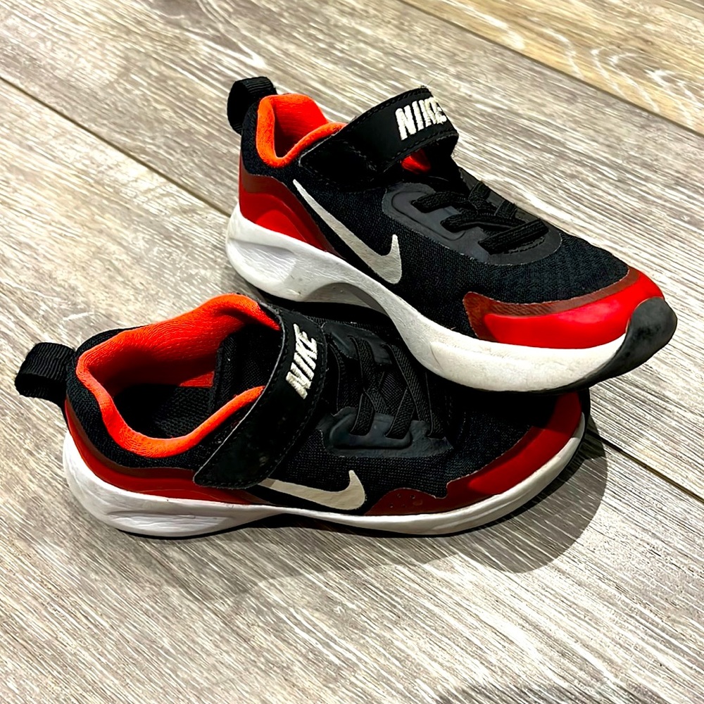 Boys Nike shoes size 12C